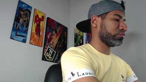 Snapshot of enriblack92 chatting on January 24, 10:53 am enriblack92 online show from January 24, 10:53 am