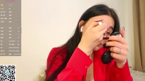 Snapshot of enricaelis chatting on February 25, 8:18 pm Sani online show from February 25, 8:18 pm