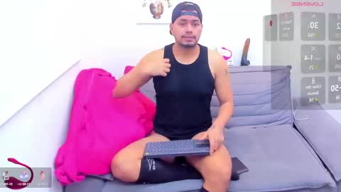 Snapshot of enrique_villa23 chatting on January 16, 2:51 pm enrique online show from January 16, 2:51 pm