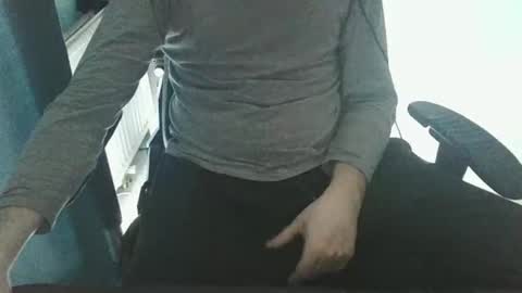Snapshot of enriquexxx21xxx chatting on April 18, 10:41 am enriquexxx21xxx online show from April 18, 10:41 am