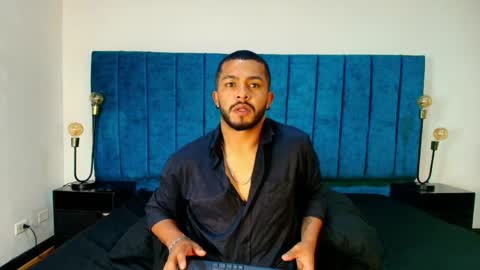 Snapshot of enzo_vitale chatting on April 5, 11:29 am Enzo Vitale online show from April 5, 11:29 am