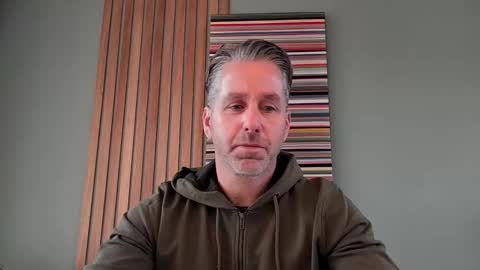 Enzos Massive Cock online show from November 4, 8:46 am