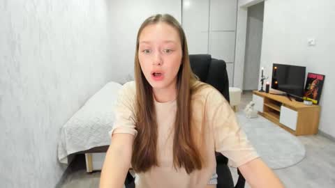 Snapshot of ephorium chatting on February 16, 2:21 pm Renata online show from February 16, 2:21 pm