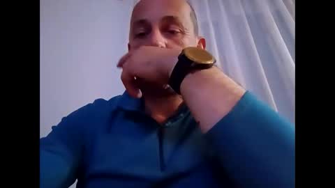 Snapshot of epu17 chatting on April 25, 7:33 pm epu17 online show from April 25, 7:33 pm
