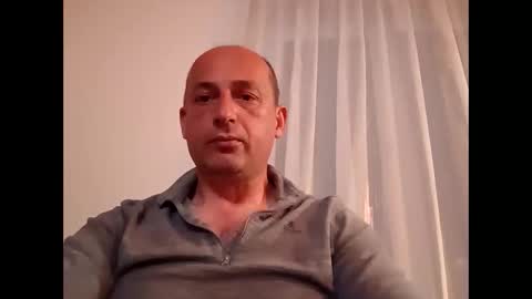 Snapshot of epu17 chatting on May 5, 6:49 pm epu17 online show from May 5, 6:49 pm