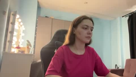 Snapshot of eracloke chatting on March 3, 4:18 am Lily online show from March 3, 4:18 am