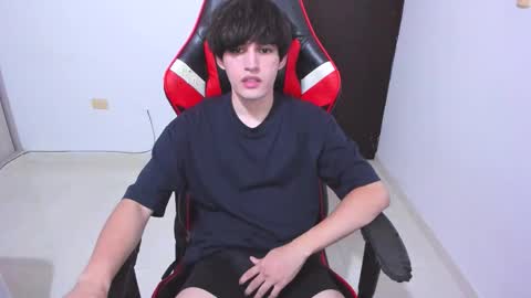 eren_tatakae online show from February 19, 1:56 am