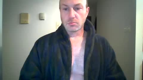 Snapshot of eric2hands chatting on January 12, 3:07 am eric2hands online show from January 12, 3:07 am