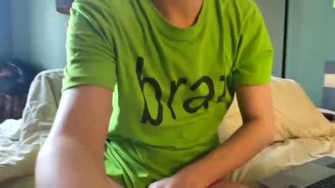 Snapshot of eric_carrotman chatting on March 20, 10:09 am Eric Carrotman online show from March 20, 10:09 am