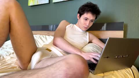 Snapshot of eric_carrotman chatting on March 25, 2:23 pm Eric Carrotman online show from March 25, 2:23 pm