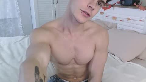 Eric Crush online show from October 28, 4:27 am