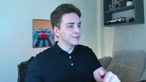 Snapshot of eric_ether chatting on October 10, 7:02 pm Eric online show from October 10, 7:02 pm