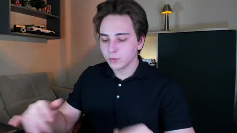 Snapshot of eric_ether chatting on January 12, 8:25 pm Eric online show from January 12, 8:25 pm