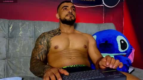 Brayan online show from April 15, 2:40 am