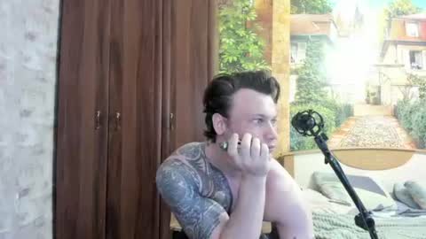 Eric online show from October 31, 8:59 am