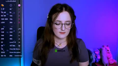 your dear Erica  online show from November 15, 8:38 pm