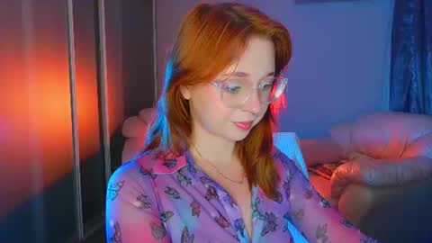 Snapshot of erica_nelson chatting on July 26, 11:33 pm Erica 3 online show from July 26, 11:33 pm