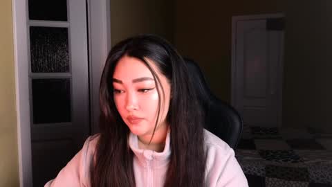 Snapshot of erica_wayne chatting on January 5, 6:24 am Erica Wayne online show from January 5, 6:24 am