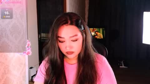 Snapshot of erica_wayne chatting on November 19, 11:32 am Erica Wayne online show from November 19, 11:32 am