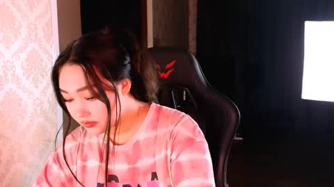 Erica Wayne online show from November 25, 10:26 am