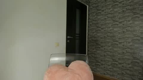 Snapshot of erica_xoo chatting on June 29, 10:15 am Riaaa online show from June 29, 10:15 am