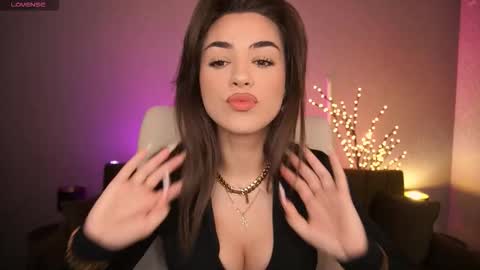 Erica online show from November 17, 6:52 am