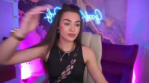Snapshot of ericasin chatting on June 29, 1:00 pm Erica online show from June 29, 1:00 pm