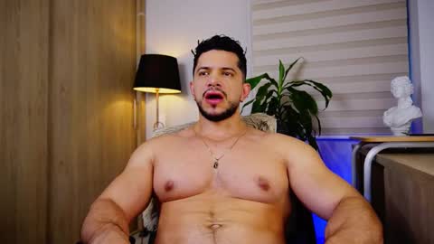 Erick Thompson online show from December 2, 10:16 pm