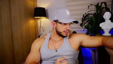 Erick Thompson online show from March 5, 11:45 pm