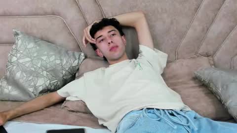 Erick online show from March 3, 1:31 pm