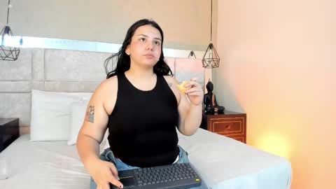 Snapshot of erickcarmack chatting on May 18, 8:03 pm Erick online show from May 18, 8:03 pm
