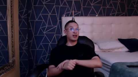 Erick online show from February 27, 3:50 am