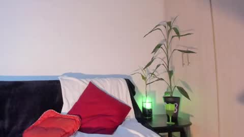 Snapshot of erickpritz_xh chatting on May 3, 11:33 pm erickpritz_xh online show from May 3, 11:33 pm