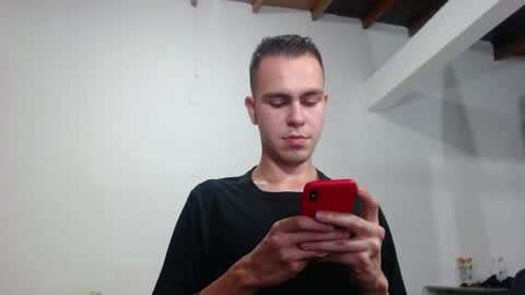 Snapshot of erik_rodriguez chatting on January 23, 11:47 pm Erik rodriguez online show from January 23, 11:47 pm