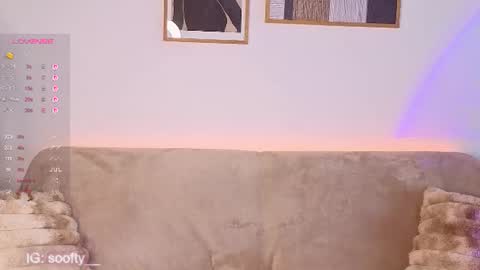 Snapshot of erika_soft chatting on July 28, 2:13 pm Erika online show from July 28, 2:13 pm