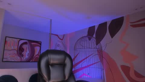 Snapshot of erikabenz chatting on March 13, 12:23 pm Erika Benz online show from March 13, 12:23 pm