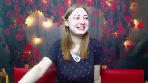 Snapshot of erikafanks chatting on March 6, 7:21 pm erikafanks online show from March 6, 7:21 pm