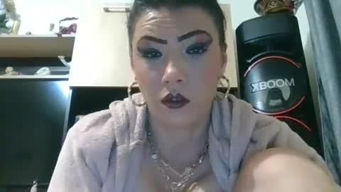 erikaguapa1989 online show from March 9, 2:37 am