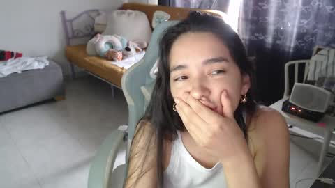 erina_1 online show from June 6, 4:23 pm