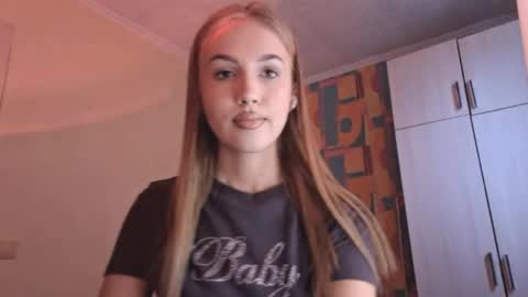 Katrin online show from June 4, 3:29 pm