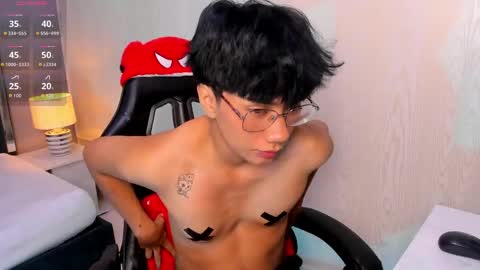Snapshot of eriol__ chatting on April 23, 12:15 pm Eriol online show from April 23, 12:15 pm