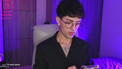   online show from April 18, 5:55 am