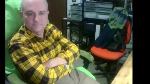 ernello online show from January 7, 7:11 am