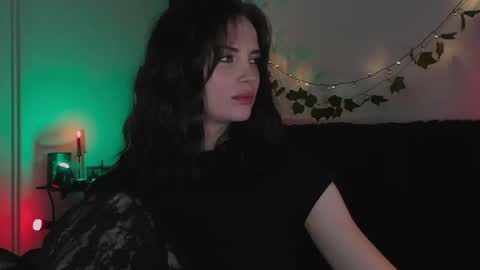 erohaze online show from April 12, 5:51 pm