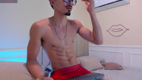 eros_becker_ online show from March 9, 12:20 pm