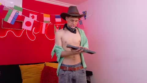 Snapshot of eros_steel chatting on June 28, 4:18 am Eros online show from June 28, 4:18 am