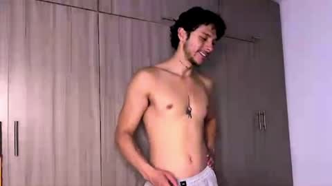 erosdominant_ online show from May 10, 3:55 am