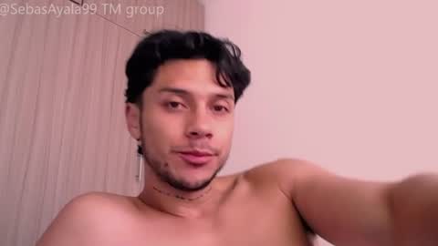 Snapshot of erosdominant_ chatting on June 23, 6:39 pm erosdominant_ online show from June 23, 6:39 pm