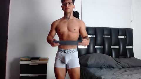 Eros online show from December 19, 2:35 pm