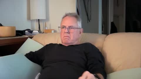 eros online show from November 1, 7:05 pm